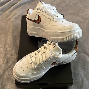 Nike W AF1 Pixel SE
